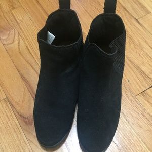 Black Tom's Boots